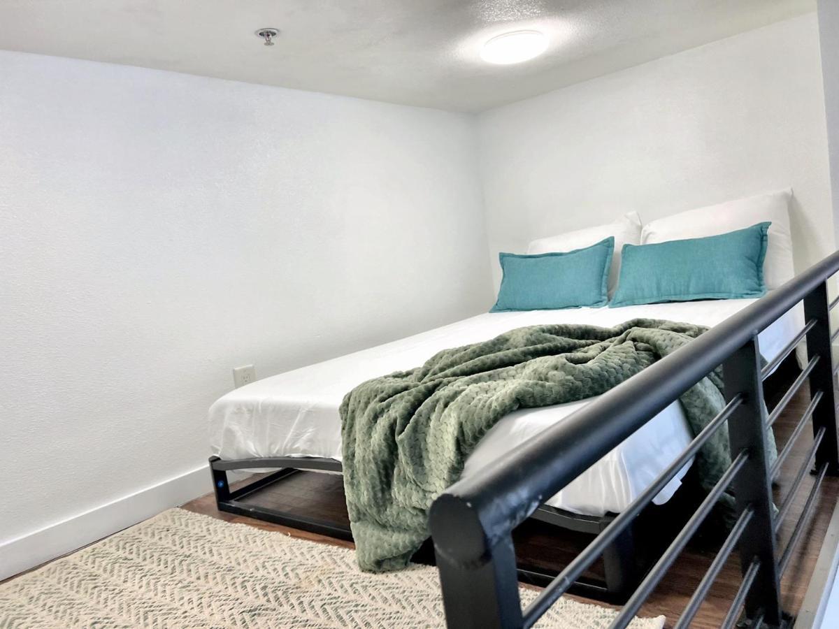 Old West Studio Lofts West Tampa Exteriér fotografie